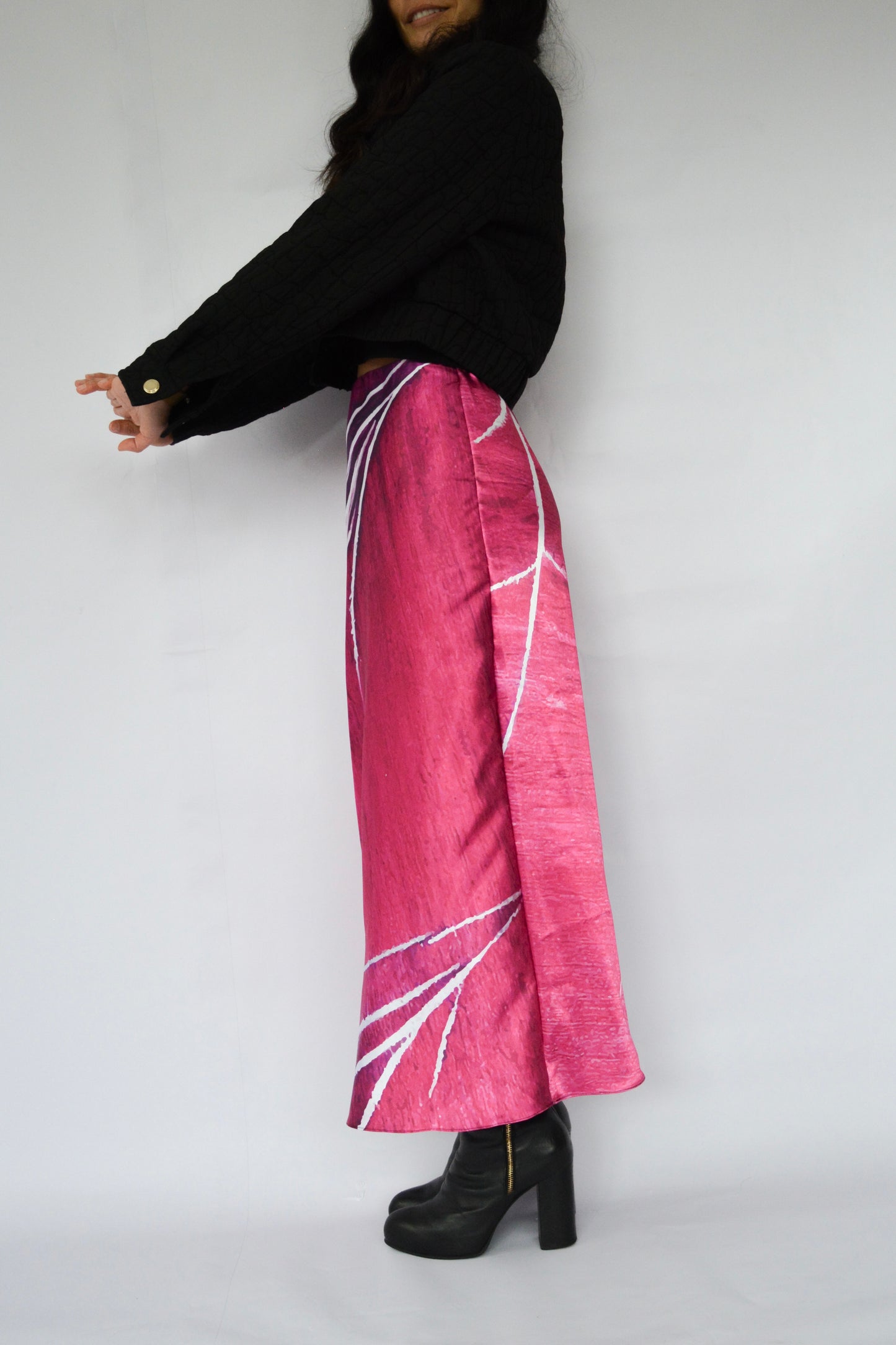 falda ramas fucsia